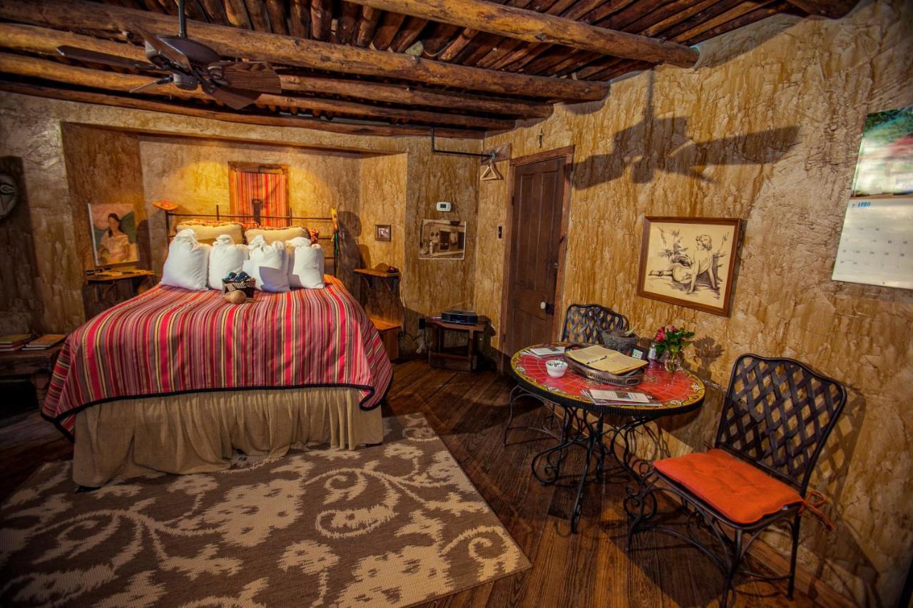 7F Lodge And Events College Station Esterno foto