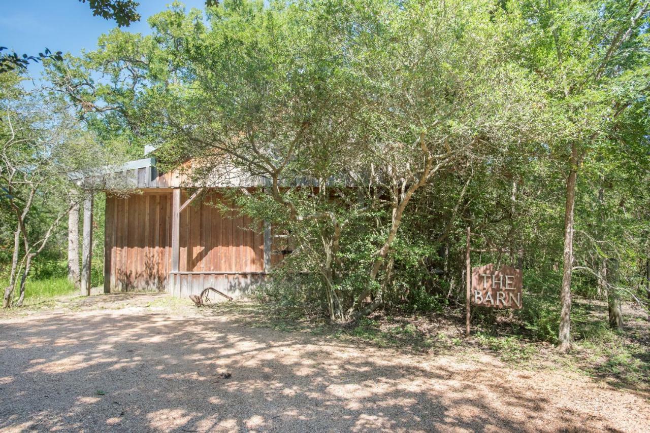 7F Lodge And Events College Station Esterno foto